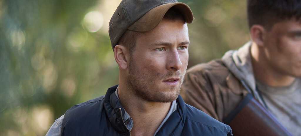 Glen Powell Auditioned for Jurassic Park 4 in 2004?! | Jurassic Outpost